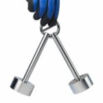 Doppel-Bergemagnet mit zwei Neodym-Magneten, Detailfoto in Handschuhen gehalten, ideal zum Magnetfischen und Bergen großer Metallobjekte.